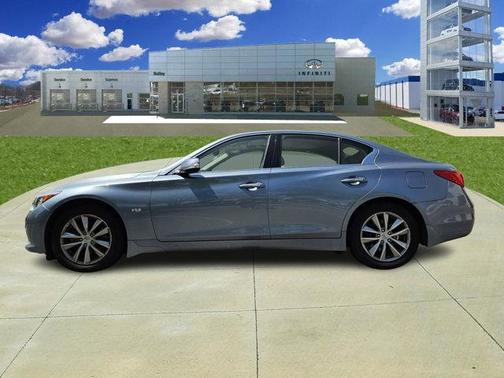 2016 INFINITI Q50 2.0T Premium
