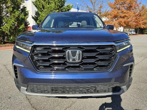 2024 Honda Pilot Touring 8-Passenger