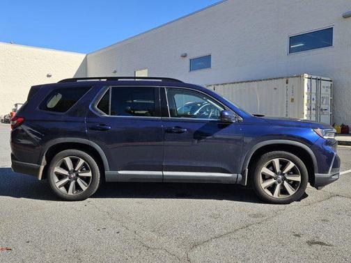 2024 Honda Pilot Touring 8-Passenger