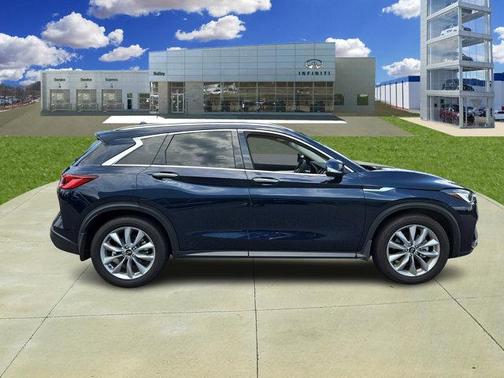 2022 INFINITI QX50 ESSENTIAL AWD