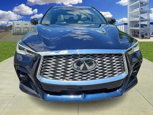 2024 INFINITI QX55 LUXE