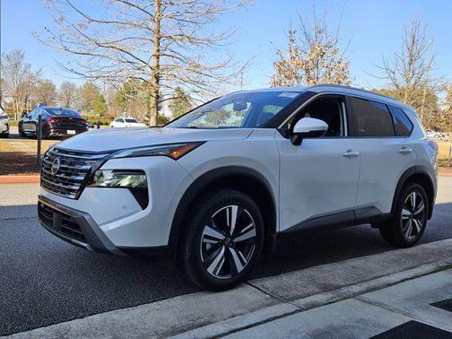 2024 Nissan Rogue SL