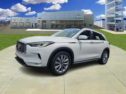 2022 INFINITI QX50 LUXE