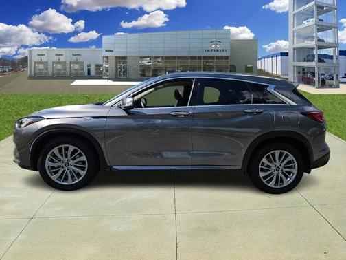 2024 INFINITI QX50 LUXE