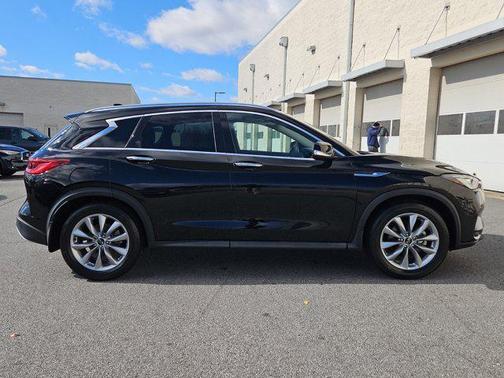 2022 INFINITI QX50 ESSENTIAL