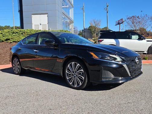 2025 Nissan Altima SL AWD