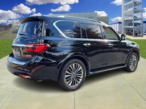 2018 INFINITI QX80 Base