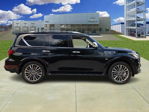 2018 INFINITI QX80 Base