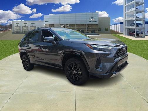 2024 Toyota RAV4 Hybrid SE