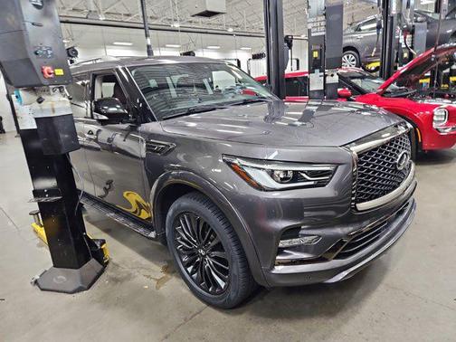 2022 INFINITI QX80 PREMIUM SELECT