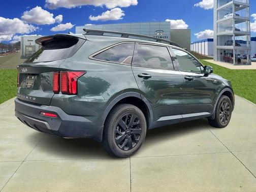 2022 Kia Sorento S