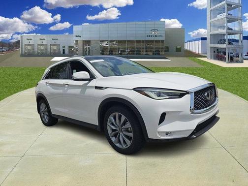 2022 INFINITI QX50 LUXE