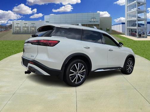 2024 INFINITI QX60 SENSORY
