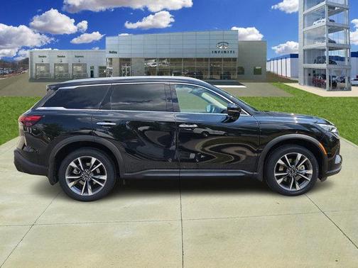 2024 INFINITI QX60 Luxe