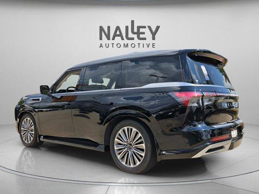 2025 INFINITI QX80 Luxe