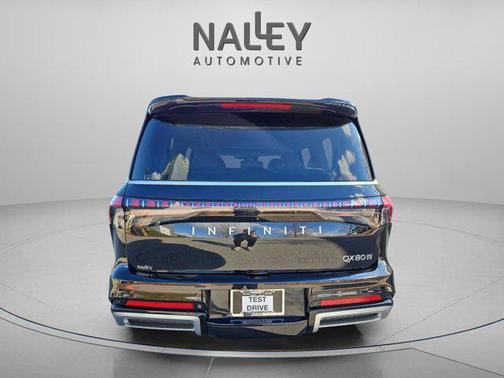 2025 INFINITI QX80 SENSORY AWD