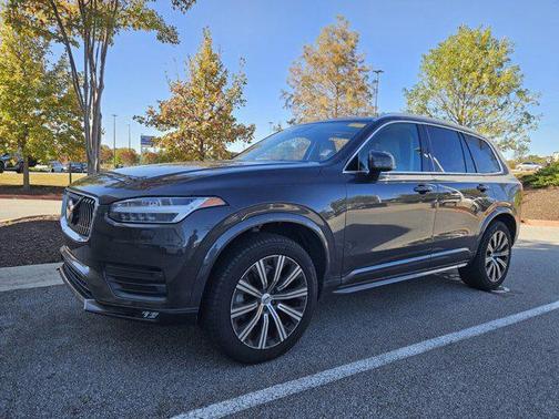 2023 Volvo XC90 B5 Core