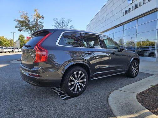 2023 Volvo XC90 B5 Core