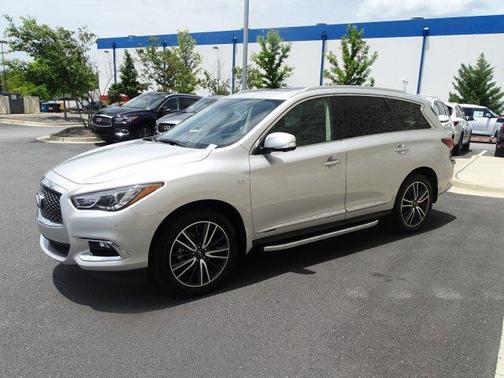 2018 INFINITI QX60 Base