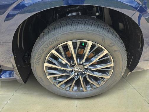 2025 INFINITI QX80 AUTOGRAPH AWD