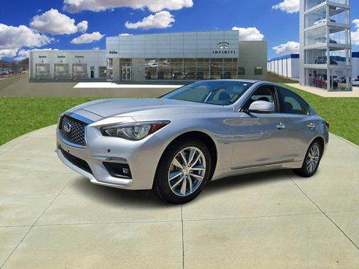 2019 INFINITI Q50 Base