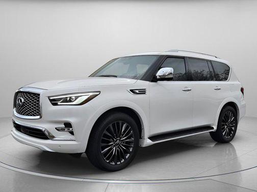 2024 INFINITI QX80 SENSORY AWD