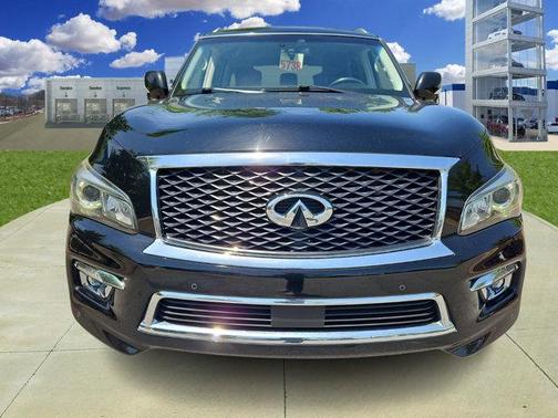 2017 INFINITI QX80 Base