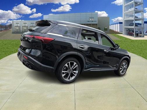 2024 INFINITI QX60 Luxe