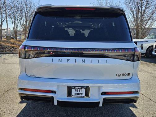 2026 INFINITI QX80 AUTOGRAPH AWD
