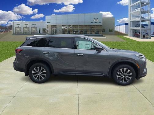 2025 INFINITI QX60 Pure