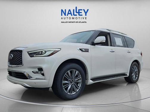 2023 INFINITI QX80 Luxe