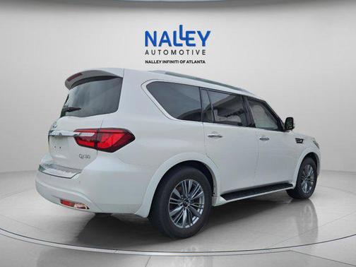2023 INFINITI QX80 Luxe