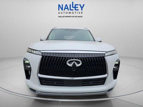 2025 INFINITI QX80 Luxe
