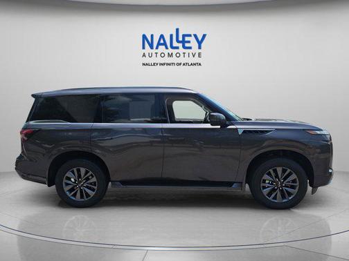 2025 INFINITI QX80 PURE