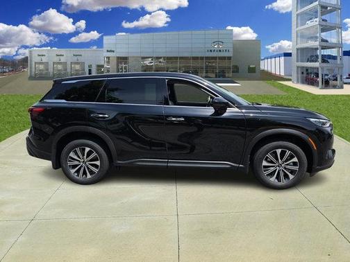 2025 INFINITI QX60 Pure