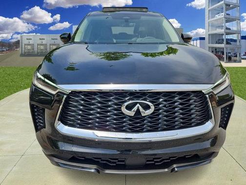 2025 INFINITI QX60 Pure