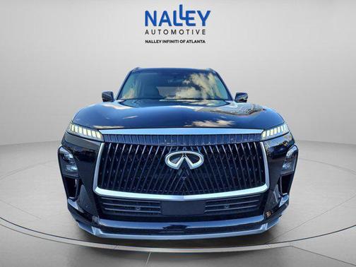 2025 INFINITI QX80 Luxe