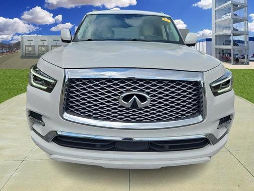 2021 INFINITI QX80 Luxe