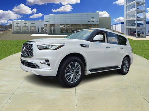 2021 INFINITI QX80 Luxe