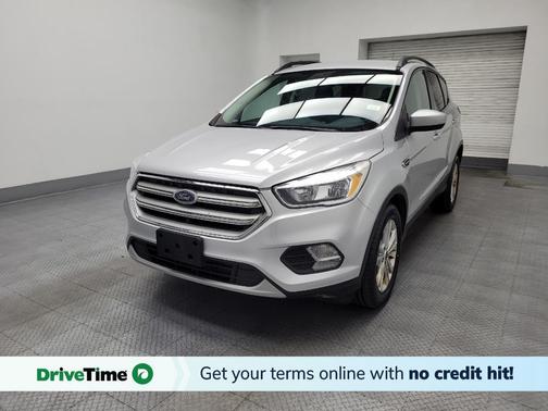 Ingot Silver Metallic 2018 Ford Escape SE
