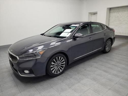2018 Kia Cadenza Premium