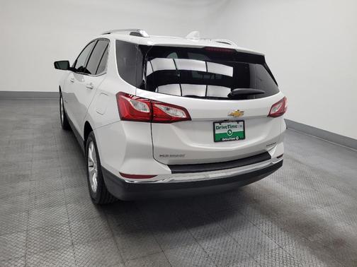 White 2020 Chevrolet Equinox L