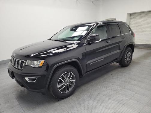 2019 Jeep Grand Cherokee Laredo