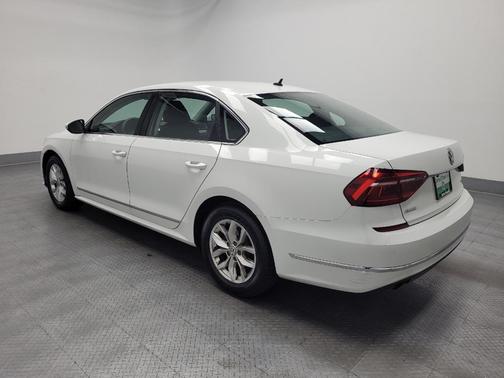 2017 Volkswagen Passat 1.8T S