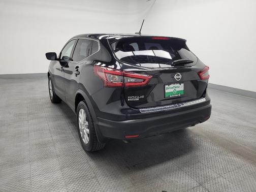 Magnetic Black Pearl 2020 Nissan Rogue Sport S