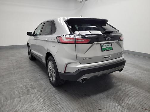 Ingot Silver Metallic 2019 Ford Edge Titanium