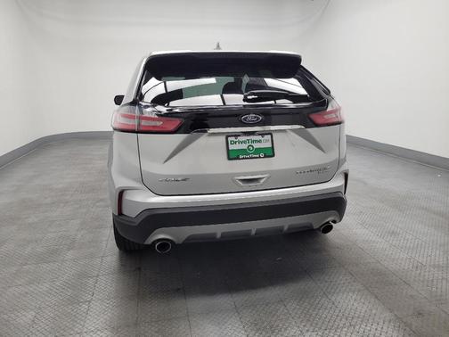 Ingot Silver Metallic 2019 Ford Edge Titanium
