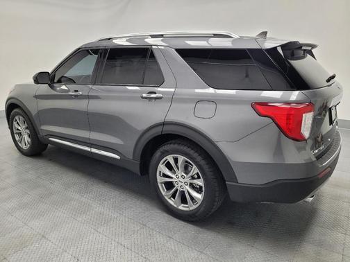 Carbonized Gray Metallic 2022 Ford Explorer Limited