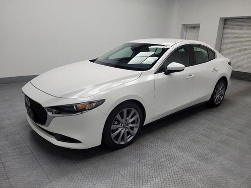 2019 Mazda Mazda3 FWD w/Preferred Package