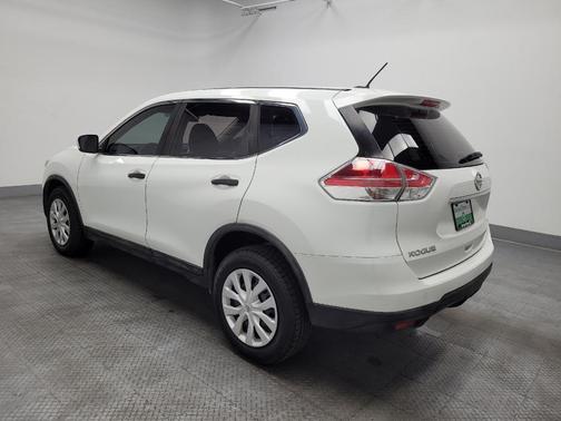 Glacier White 2016 Nissan Rogue S